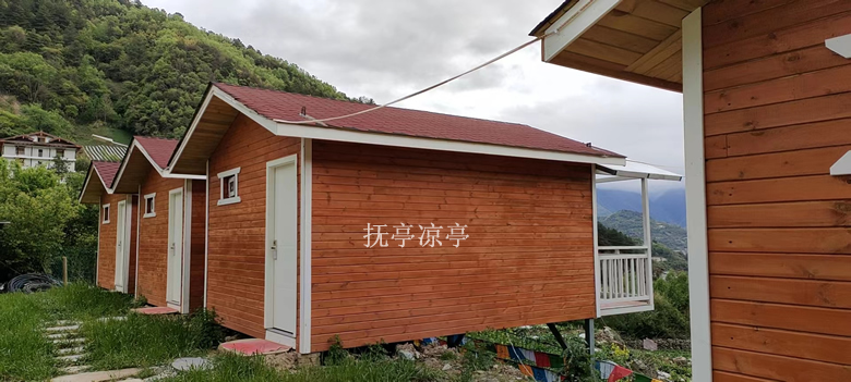 景區(qū)木屋